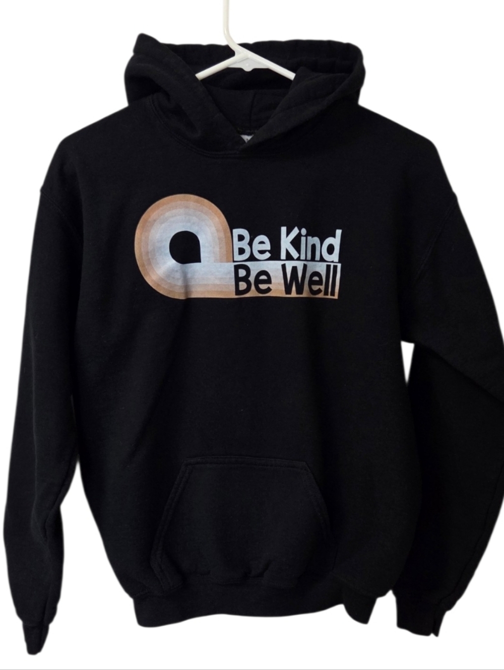 Gildan Youth XL Hoodie Black Be Kind Be Well Graphic Pullover Sweatshirt Kids